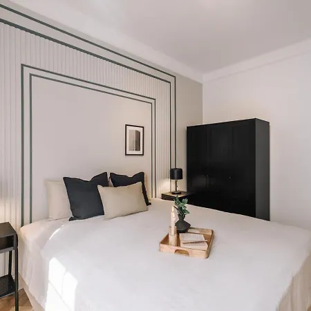 Апартаменти Fado - 3 Bedrooms, Office And Terrace In Alvalade Лісабон