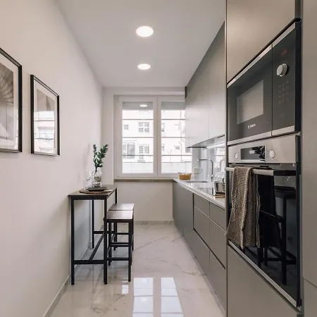 Fado - 3 Bedrooms, Office And Terrace In Alvalade דירה *