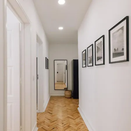 アパート Fado - 3 Bedrooms, Office And Terrace In Alvalade *