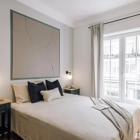 Fado - 3 Bedrooms, Office And Terrace In Alvalade Апартаменты *